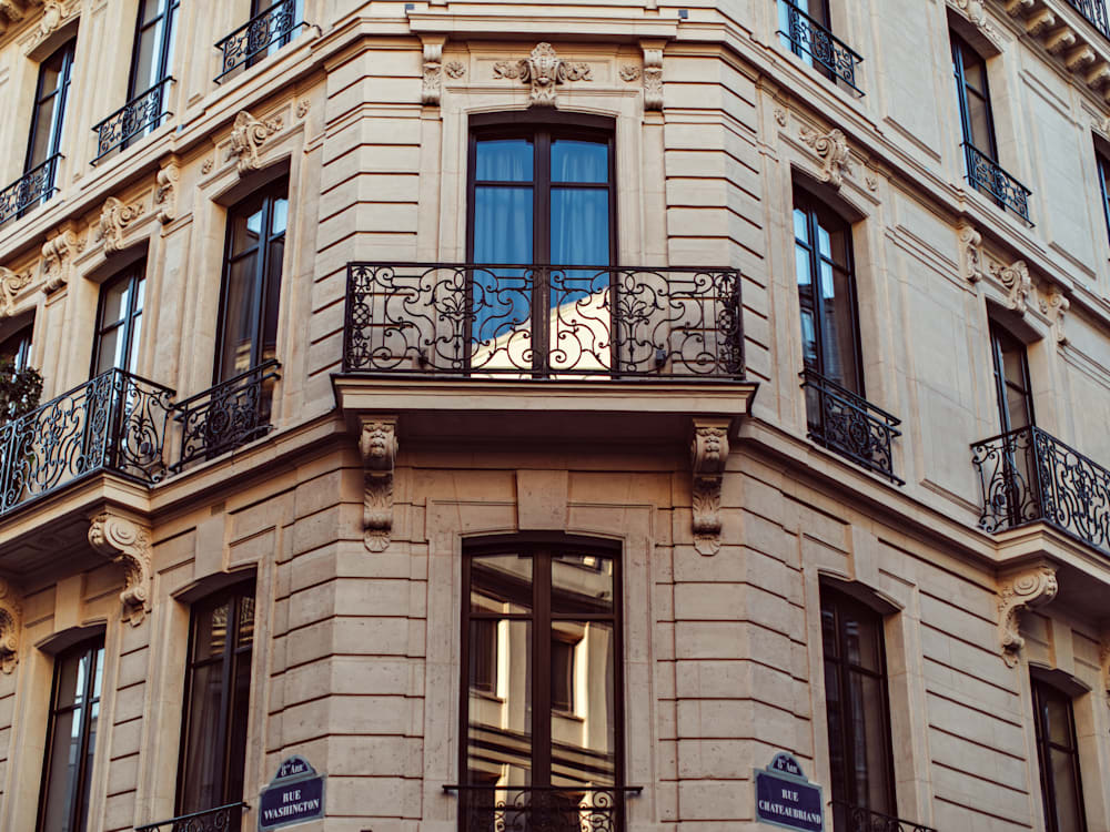 Внешний вид отеля месье Жорж в Париже |  Мистер и миссис Смит